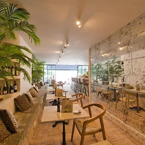 Comfy Appart hôtel